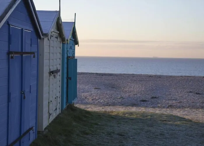 Air Maison - Modern 2 Bedroom Wit Sea Views And Beach Access